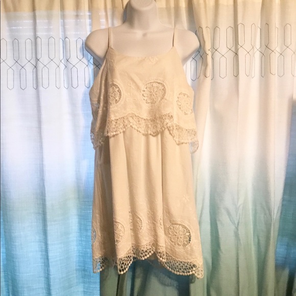 Charlotte Russe Embroidered Layered Flounce Dress - Picture 9 of 9